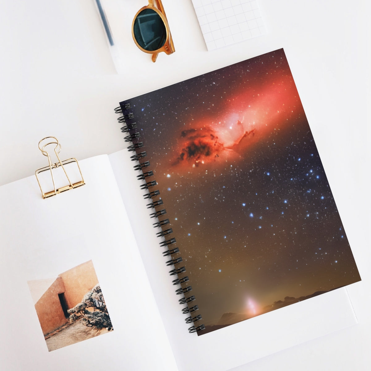Star-Gazing Spiral Notebook: The Red Sky Shines Bright.