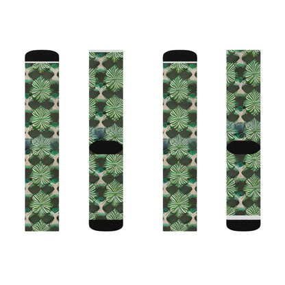 Palm Leaf Socks: Stylish and Distinctive Footwear