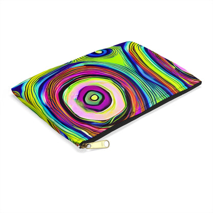 Circles Galore: A Vibrant Cosmetic Bag for Your Essentials