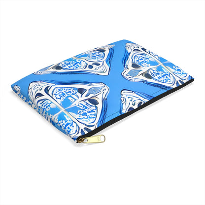 Floral Fun: Blue and White Zipper Pouch with Eye-catching Design