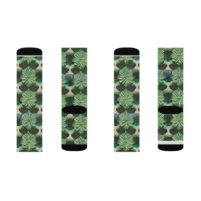 Palm Leaf Socks: Stylish and Distinctive Footwear
