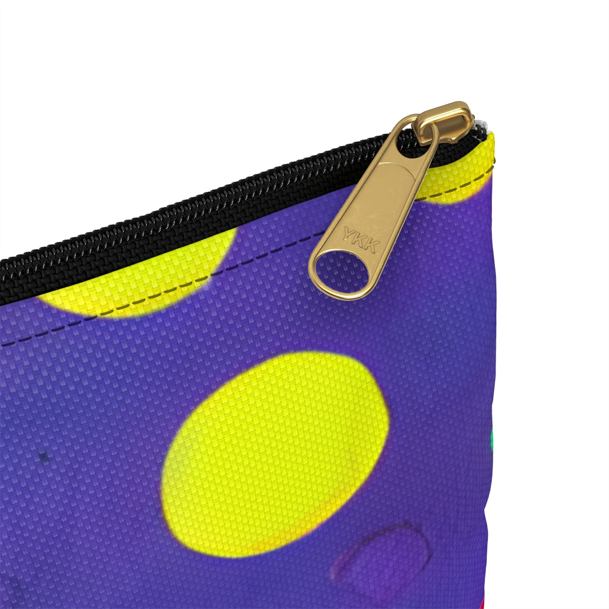 Purple Perfection: The Polka Dot Cosmetic Bag for Your Beauty Essentials